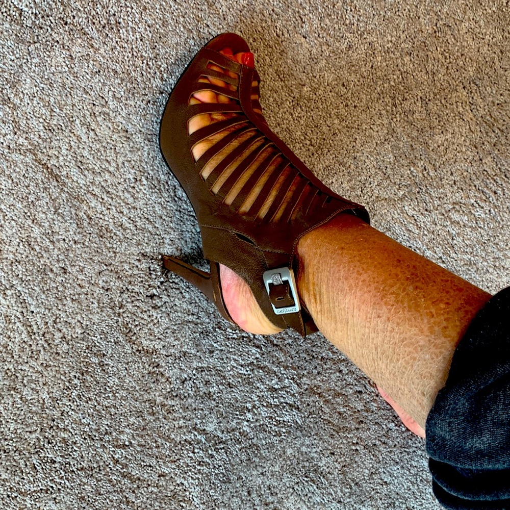 Vince Camuto sandal